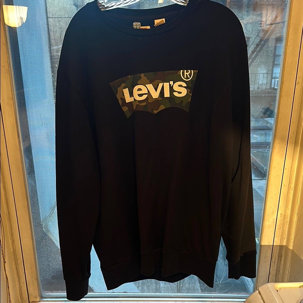 Levi's Black Camo Logo Sweatshirt